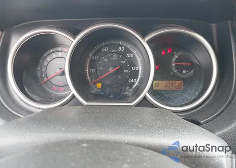 2010 Nissan Versa 1.8S z USA, uszkodzony, nr VIN 3N1BC1CP7AL368021